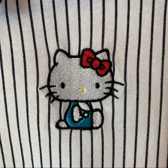HELLO KITTY Collard Shirt, cotton, fairly new, worn once. - Picture 4 of 5